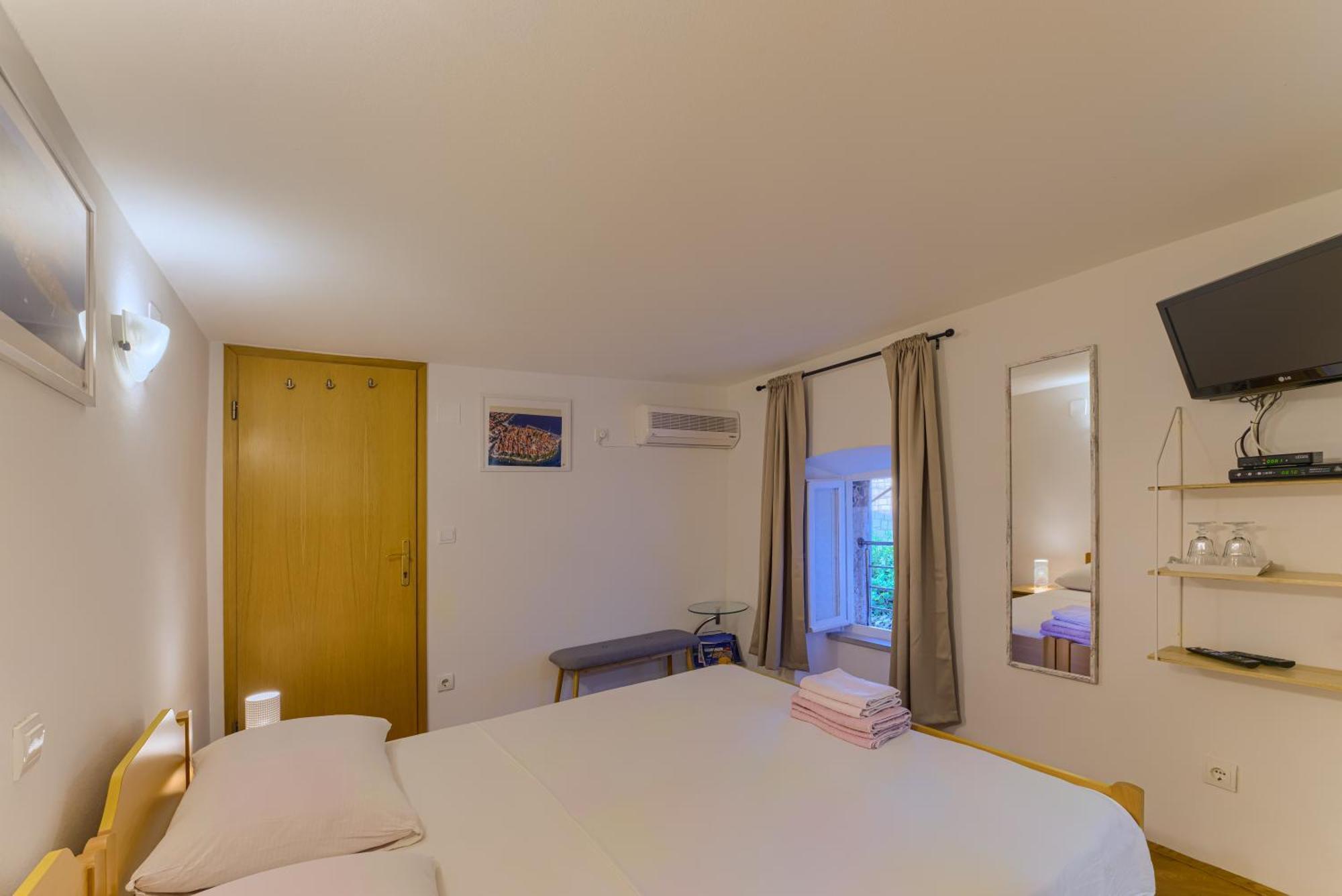 Guest House City Center 코츌라 객실 사진
